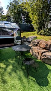 terrasse à deux dans le jardin